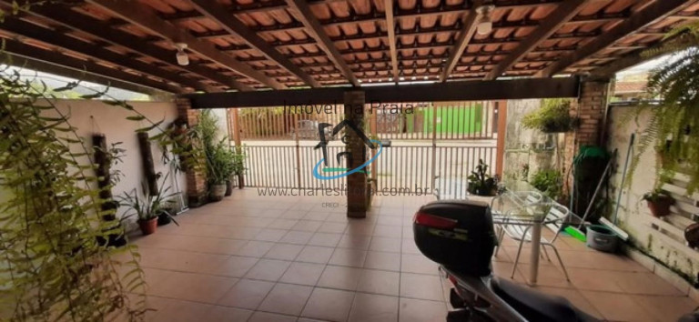 Imagem Casa com 6 Quartos à Venda,  em Jardim Jaqueira - Caraguatatuba