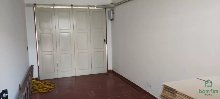 Imagem Casa com 3 Quartos à Venda, 120 m² em Medianeira - Porto Alegre Imagem Casa com 3 Quartos à Venda, 120 m² em Medianeira - Porto Alegre