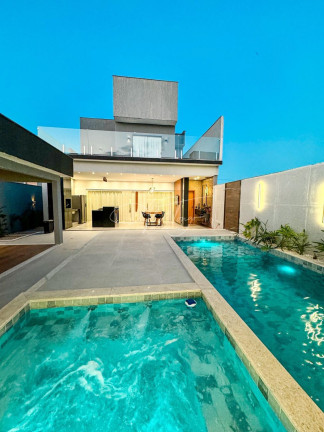 Casa com 3 Quartos à Venda, 285 m² em Morada De Laranjeiras - Serra