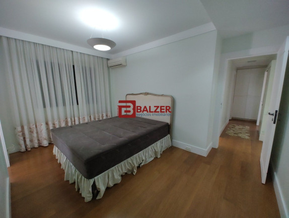 Imagem Apartamento com 4 Quartos à Venda, 178 m² em Centro - Florianópolis Imagem Apartamento com 4 Quartos à Venda, 178 m² em Centro - Florianópolis