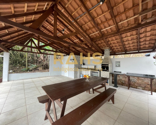 Imagem Casa com 3 Quartos à Venda, 150 m² em São Marcos - Joinville