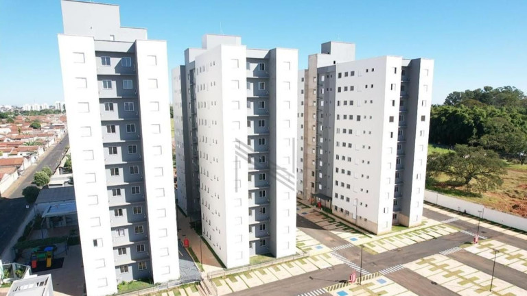 Apartamento com 2 Quartos à Venda, 57 m² em Jardim Holanda - Uberlândia
