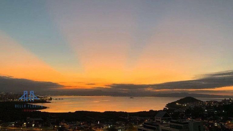 Imagem Apartamento com 1 Quarto à Venda, 56 m² em Itacorubi - Florianópolis