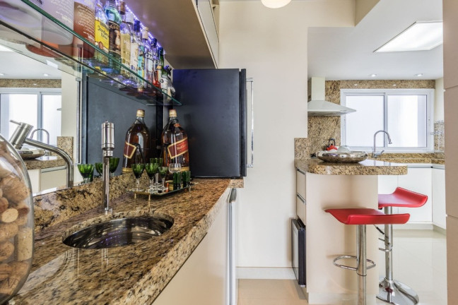 Imagem Apartamento com 3 Quartos à Venda, 125 m² em Jardim Europa - Porto Alegre Imagem Apartamento com 3 Quartos à Venda, 125 m² em Jardim Europa - Porto Alegre