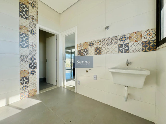 Imagem Casa com 3 Quartos à Venda, 415 m² em Vila Nova Esperia - Jundiaí Imagem Casa com 3 Quartos à Venda, 415 m² em Vila Nova Esperia - Jundiaí