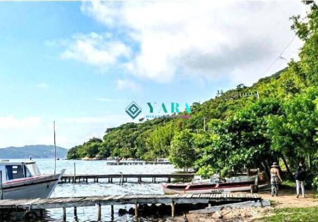 Imagem Casa com 3 Quartos à Venda, 2.000 m² em Lagoa Da Conceição - Florianópolis Imagem Casa com 3 Quartos à Venda, 2.000 m² em Lagoa Da Conceição - Florianópolis