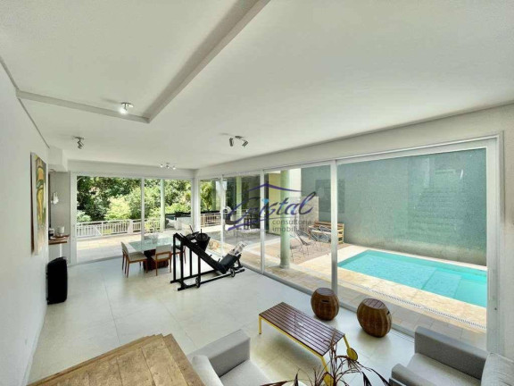 Imagem Casa com 4 Quartos à Venda, 386 m² em Granja Viana - Carapicuíba Imagem Casa com 4 Quartos à Venda, 386 m² em Granja Viana - Carapicuíba
