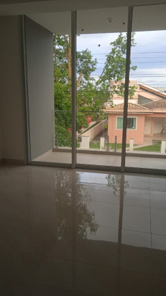 Imagem Casa com 3 Quartos à Venda, 245 m² em Pedra Branca - Palhoça Imagem Casa com 3 Quartos à Venda, 245 m² em Pedra Branca - Palhoça