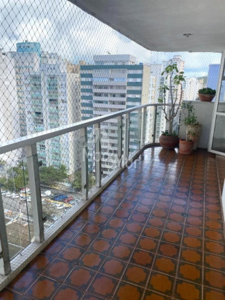 Imagem Apartamento com 4 Quartos à Venda, 180 m² em Pitangueiras - Guarujá