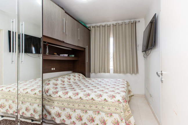 Imagem Casa com 2 Quartos à Venda, 66 m² em Vila Carmosina - São Paulo Imagem Casa com 2 Quartos à Venda, 66 m² em Vila Carmosina - São Paulo