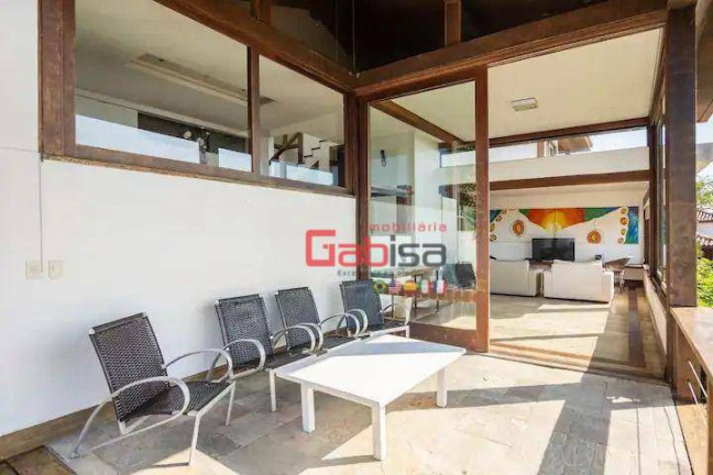 Imagem Casa com 4 Quartos à Venda, 300 m² em Village De Búzios - Armação Dos Búzios Imagem Casa com 4 Quartos à Venda, 300 m² em Village De Búzios - Armação Dos Búzios