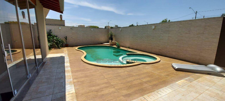 Imagem Casa com 3 Quartos à Venda, 390 m² em Loteamento Vila Aeroporto - Mirassol Imagem Casa com 3 Quartos à Venda, 390 m² em Loteamento Vila Aeroporto - Mirassol