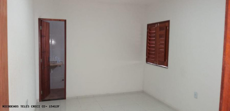 Imagem Casa com 3 Quartos à Venda, 200 m² em Araturi - Caucaia
