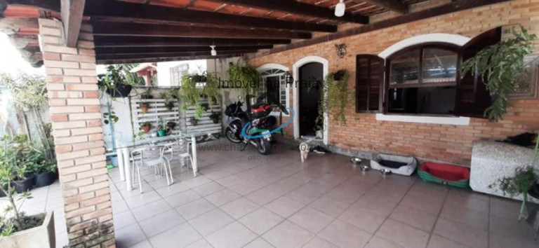 Imagem Casa com 6 Quartos à Venda,  em Jardim Jaqueira - Caraguatatuba