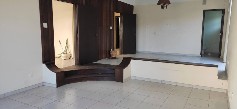 Imagem Imóvel Comercial à Venda, 600 m² em Jardim Vergueiro - Sorocaba Imagem Imóvel Comercial à Venda, 600 m² em Jardim Vergueiro - Sorocaba
