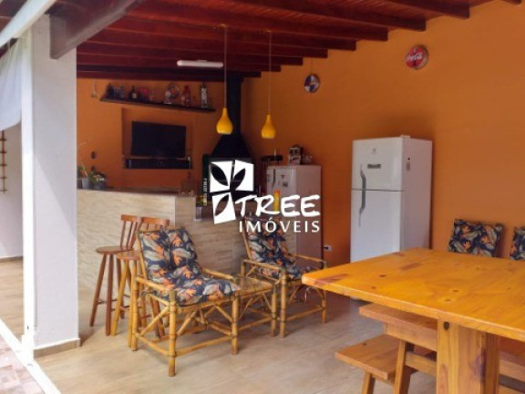 Imagem Casa com 3 Quartos à Venda, 320 m² em Arujá Country Club - Arujá Imagem Casa com 3 Quartos à Venda, 320 m² em Arujá Country Club - Arujá