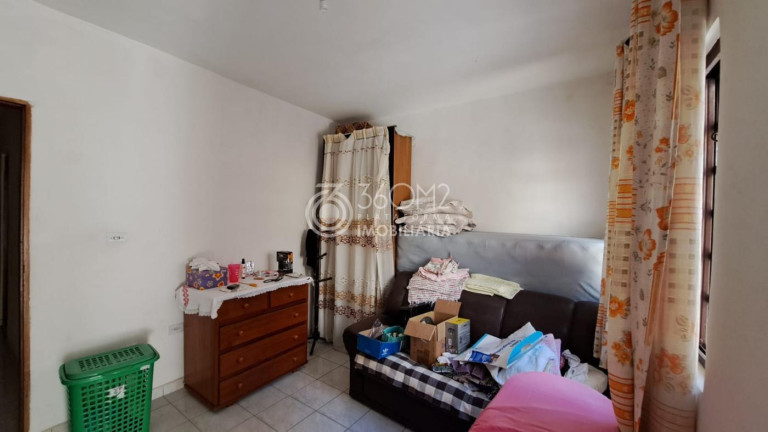 Imagem Casa com 3 Quartos à Venda, 214 m² em Jardim Las Vegas - Santo André Imagem Casa com 3 Quartos à Venda, 214 m² em Jardim Las Vegas - Santo André