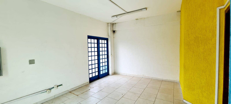Imagem Galpão à Venda, 8.257 m² em Centro - Mairiporã Imagem Galpão à Venda, 8.257 m² em Centro - Mairiporã