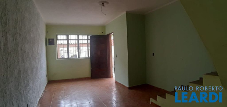 Imagem Sobrado com 2 Quartos à Venda, 168 m² em Jardim Stella - Santo André Imagem Sobrado com 2 Quartos à Venda, 168 m² em Jardim Stella - Santo André