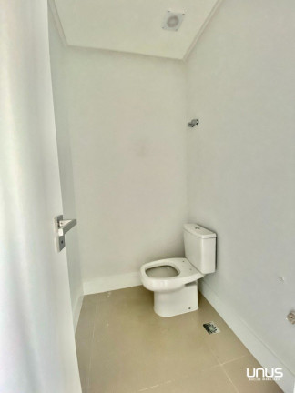 Imagem Apartamento com 3 Quartos à Venda, 213 m² em Agronômica - Florianópolis Imagem Apartamento com 3 Quartos à Venda, 213 m² em Agronômica - Florianópolis