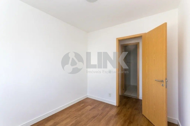 Imagem Apartamento com 2 Quartos à Venda, 70 m² em Passo Da Areia - Porto Alegre Imagem Apartamento com 2 Quartos à Venda, 70 m² em Passo Da Areia - Porto Alegre