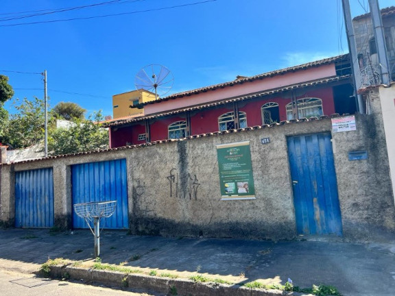 Casa com 4 Quartos à Venda, 360 m² em Vila Belém - Contagem