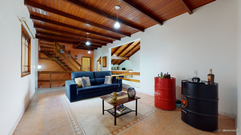 Imagem Casa com 3 Quartos à Venda, 300 m² em Parque Dos Maias - Porto Alegre