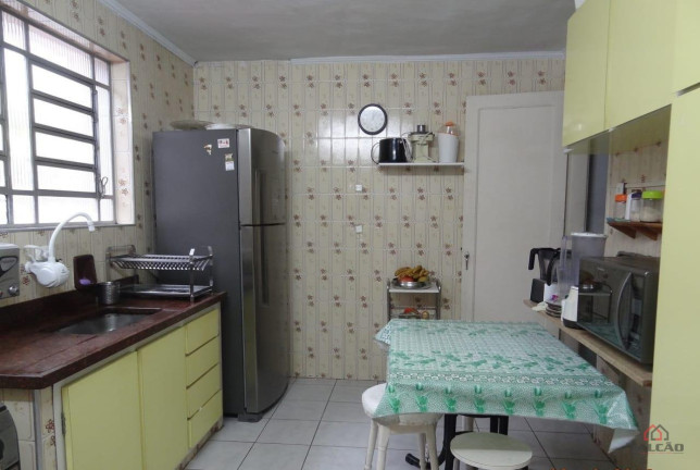Imagem Sobrado com 4 Quartos à Venda, 297 m² em Embaré - Santos