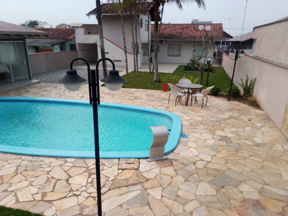 Imagem Casa com 2 Quartos à Venda, 260 m² em Costeira - Balneário Barra Do Sul