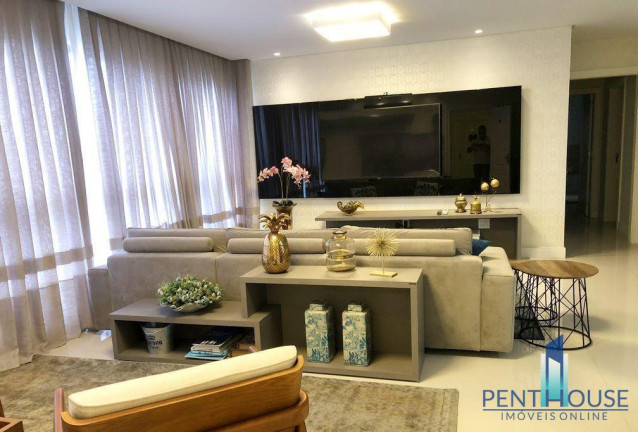Imagem Apartamento com 3 Quartos à Venda, 156 m² em Centro - Balneário Camboriú Imagem Apartamento com 3 Quartos à Venda, 156 m² em Centro - Balneário Camboriú