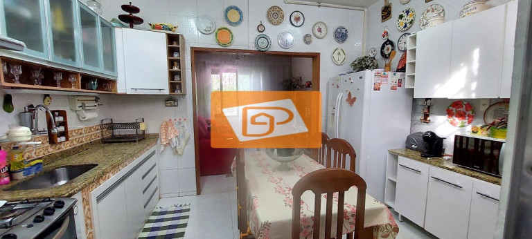 Imagem Casa com 3 Quartos à Venda, 100 m² em Centro - Petrópolis