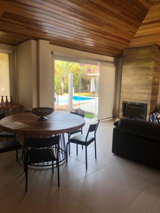 Imagem Casa com 4 Quartos à Venda, 330 m² em Portal Do Sabiá - Araçoiaba Da Serra Imagem Casa com 4 Quartos à Venda, 330 m² em Portal Do Sabiá - Araçoiaba Da Serra