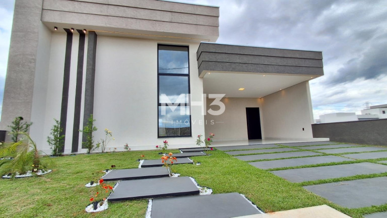 Casa de Condomínio com 3 Quartos à Venda, 195 m² em Parque Dos Pinheiros - Nova Odessa