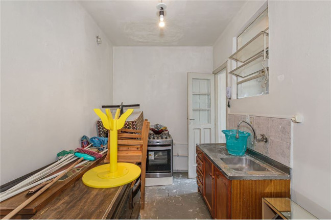 Imagem Imóvel com 1 Quarto à Venda,  em Auxiliadora - Porto Alegre