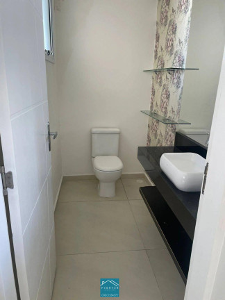Imagem Casa com 3 Quartos à Venda, 200 m²