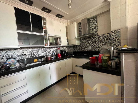Imagem Casa com 4 Quartos à Venda, 178 m² em Santa Mônica - Belo Horizonte Imagem Casa com 4 Quartos à Venda, 178 m² em Santa Mônica - Belo Horizonte