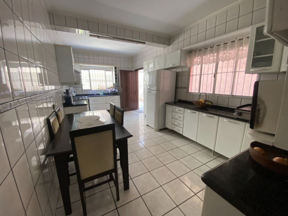 Imagem Sobrado com 3 Quartos à Venda, 140 m² em Vila Figueira - Suzano