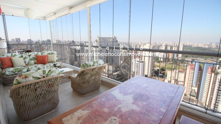 Imagem Imóvel com 4 Quartos à Venda, 425 m² em Paraíso - São Paulo Imagem Imóvel com 4 Quartos à Venda, 425 m² em Paraíso - São Paulo