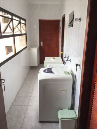 Imagem Apartamento com 3 Quartos à Venda, 205 m² em Enseada - Guarujá