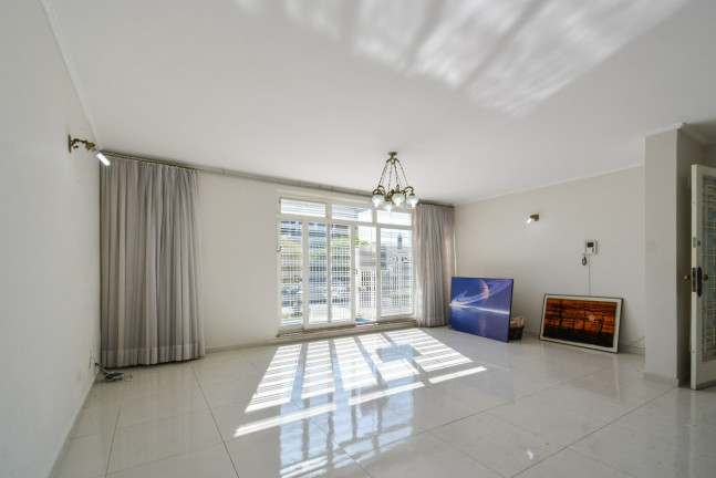 Imagem Casa com 3 Quartos à Venda, 282 m² em Bosque Da Saúde - São Paulo Imagem Casa com 3 Quartos à Venda, 282 m² em Bosque Da Saúde - São Paulo