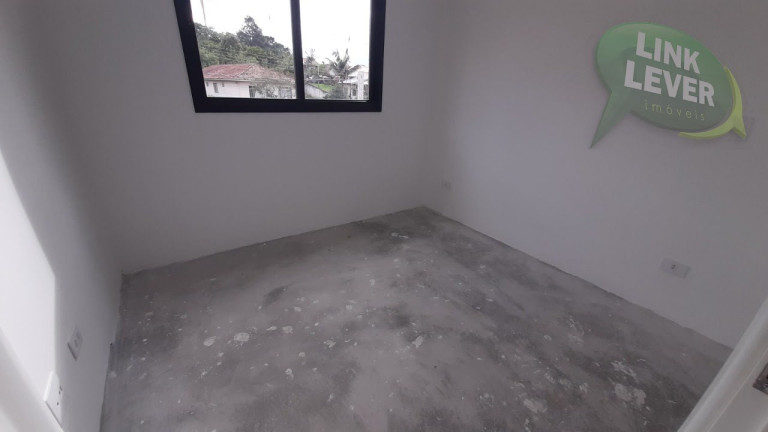 Imagem Sobrado com 3 Quartos à Venda, 100 m² em Santa Cândida - Curitiba