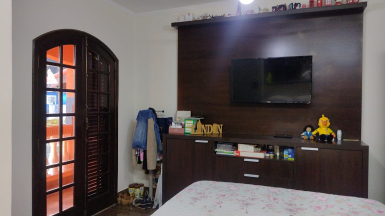 Imagem Sobrado com 4 Quartos à Venda, 280 m² em Jardim Rina - Santo André Imagem Sobrado com 4 Quartos à Venda, 280 m² em Jardim Rina - Santo André