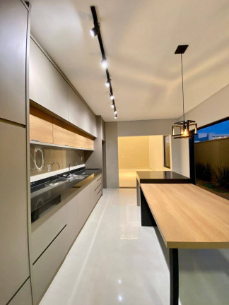 Imagem Sobrado com 3 Quartos à Venda, 312 m² em Residencial Parqville Jacarandá - Aparecida De Goiânia