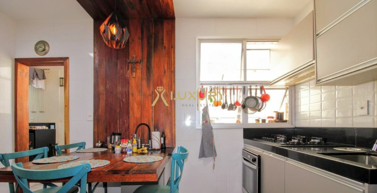 Imagem Imóvel com 4 Quartos à Venda, 150 m² em Lourdes - Belo Horizonte