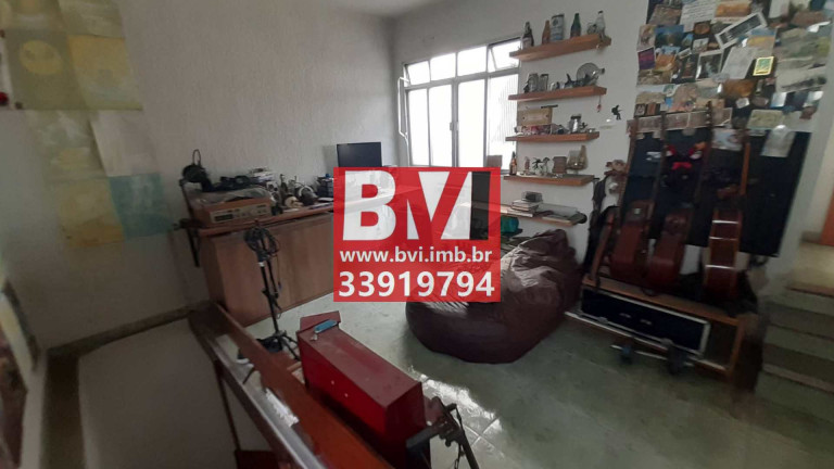 Imagem Casa com 4 Quartos à Venda, 101 m² em Ramos - Rio De Janeiro Imagem Casa com 4 Quartos à Venda, 101 m² em Ramos - Rio De Janeiro