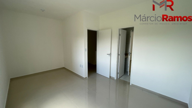 Imagem Casa com 4 Quartos à Venda, 127 m² em Centro - Eusébio