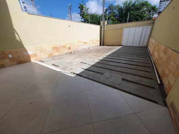 Imagem Casa com 4 Quartos à Venda, 174 m² em Parque Manibura - Fortaleza