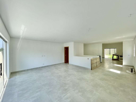 Imagem Casa com 3 Quartos à Venda, 550 m² em Jardim Caiapiá - Cotia Imagem Casa com 3 Quartos à Venda, 550 m² em Jardim Caiapiá - Cotia