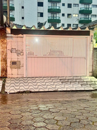 Casa com 3 Quartos à Venda, 183 m² em Ocian - Praia Grande