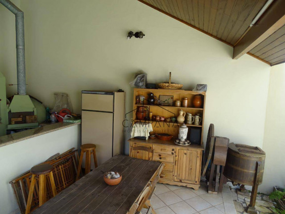 Imagem Casa com 3 Quartos à Venda, 275 m² em Indaiá - Caraguatatuba Imagem Casa com 3 Quartos à Venda, 275 m² em Indaiá - Caraguatatuba